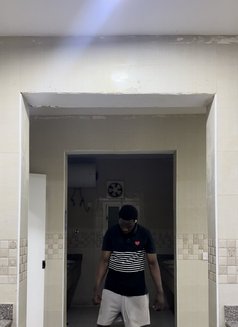 Jabr - Male escort in Doha Photo 9 of 10