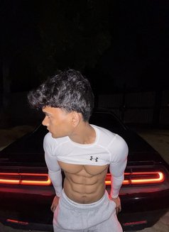 Jack 28 - Male escort in Hyderabad Photo 3 of 3