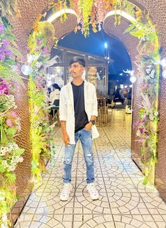 Jack - Male escort in Kolkata Photo 2 of 4