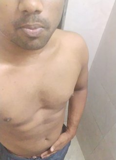 Mommy Sucker - Male escort in Kolkata Photo 6 of 7