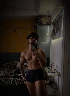 Jack - Acompañantes masculino in New Delhi Photo 6 of 8