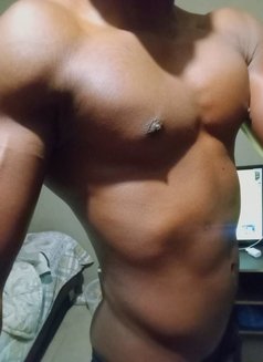 Jacked - Male escort in Johannesburg Photo 1 of 6