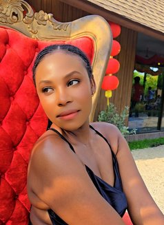 Jackie - escort in Bangkok Photo 2 of 5