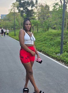 Jackie - escort in Bangkok Photo 4 of 5