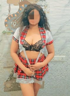 Jackie Rimming,incall &cam session - escort in Bangalore Photo 3 of 5