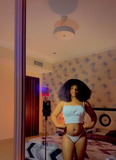 Jackie - escort in Al Juffair Photo 3 of 3