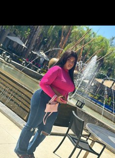 Jackie - escort in Al Manama Photo 5 of 5