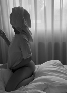 Jackie - masseuse in Dubai Photo 6 of 7