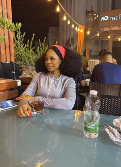 Jackie - puta in Muscat Photo 2 of 3