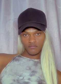 Jacky - Transsexual escort in Nairobi Photo 2 of 6