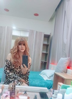 Jacky - Transsexual escort in Al Manama Photo 6 of 7