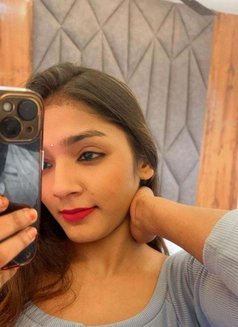 Jacqueline - escort in Bangkok Photo 1 of 3