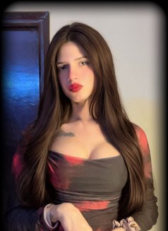 JacquelineGlow - Transsexual escort in Noida Photo 6 of 9