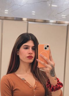 JacquelineGlow - Acompañantes transexual in Noida Photo 9 of 10