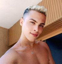 Jad - Agencia de acompañantes masculinas in Beirut