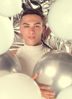 Jad - Acompañantes masculino in Beirut Photo 4 of 4