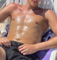 Jad - Male escort in Beirut