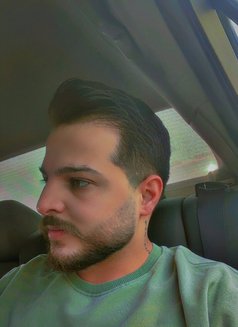 Jad New - Acompañantes masculino in Abu Dhabi Photo 7 of 13
