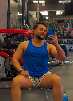 Jad New - Acompañantes masculino in Abu Dhabi Photo 9 of 13