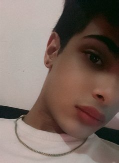 Jad - Acompañantes masculino in Beirut Photo 5 of 8