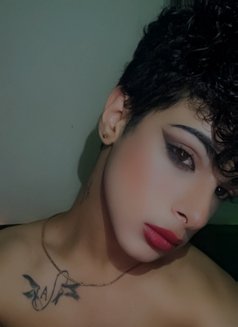 Jad - Male escort in Beirut Photo 9 of 12