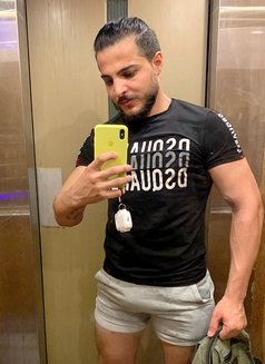 Jad28 - Acompañantes masculino in Dubai Photo 4 of 5