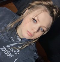 Jada - escort in Maldives