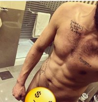 Jaddd - Acompañantes masculino in Dubai