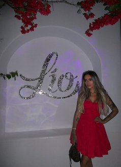 Liz the love goddess - puta in Al Manama Photo 13 of 13