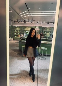 Jade - escort in London Photo 4 of 6