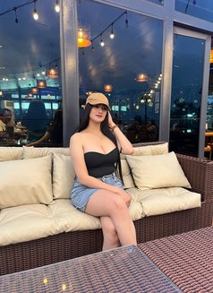 Jade - Transsexual escort in Taipei Photo 2 of 5