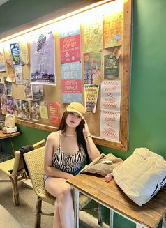 Jade - Transsexual escort in Taipei Photo 5 of 5