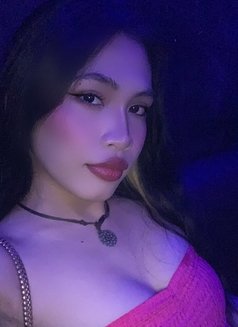 Jade Cumshow - Transsexual escort in Quezon Photo 4 of 7