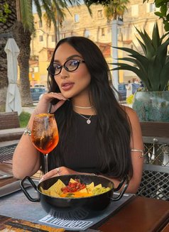 Jade Ferraz - puta in São Paulo Photo 14 of 14