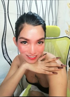 Jade - Transsexual escort in Davao Photo 4 of 6