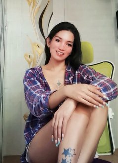 Jade - Transsexual escort in Davao Photo 2 of 6