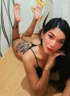 Jade - Transsexual escort in Davao Photo 4 of 11