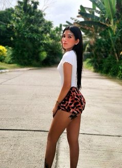 Jade - Transsexual escort in Davao Photo 5 of 11