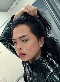 Jade - Transsexual escort in Muscat Photo 1 of 5