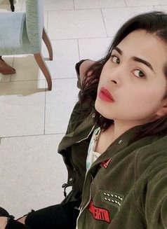 Jade - Transsexual escort in Muscat Photo 3 of 5