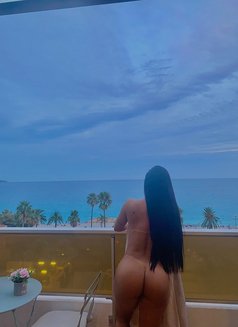 Jade Garzon - escort in Dubai Photo 8 of 9