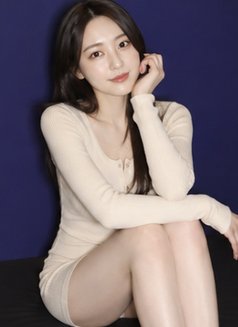 Korean🇰🇷girl_Jade_Full service - puta in Singapore Photo 3 of 9