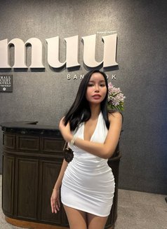 INDEPENDENT GIRL - escort in Bangkok Photo 4 of 7