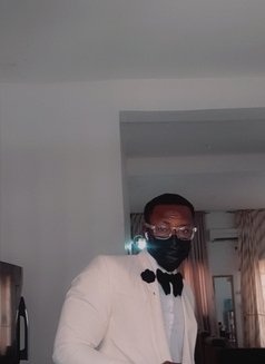 Jaden Drill - Acompañante masculino in Abuja Photo 5 of 5