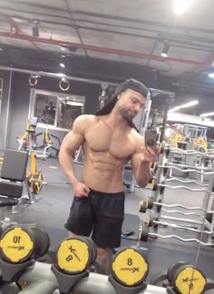 Jadlove - Acompañantes masculino in Dubai Photo 12 of 12