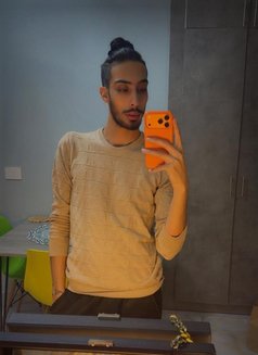 Jado - Male escort in Beirut Photo 4 of 4