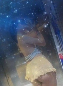 Jadory - Transsexual escort in Kuwait Photo 2 of 2