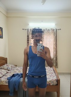 Jahaa - Acompañantes masculino in Chennai Photo 4 of 4