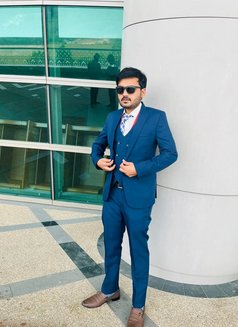 Jahanzaib - Male escort in Karāchi Photo 2 of 6