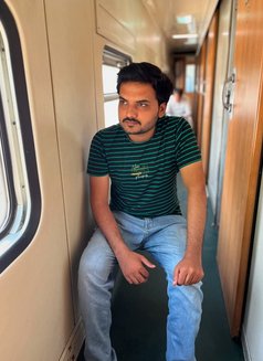 Jahanzaib - Male escort in Karāchi Photo 5 of 6